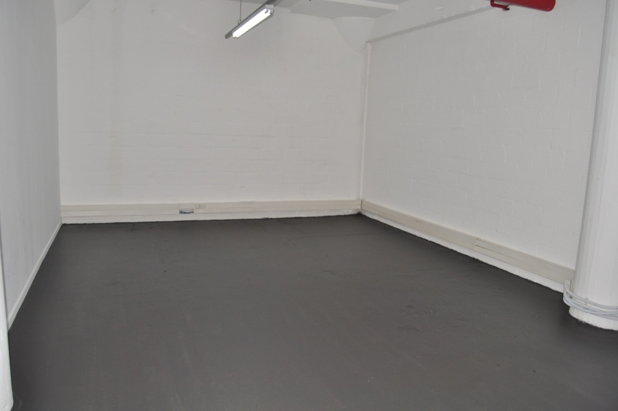 To Let commercial Property for Rent in Paarden Eiland Western Cape